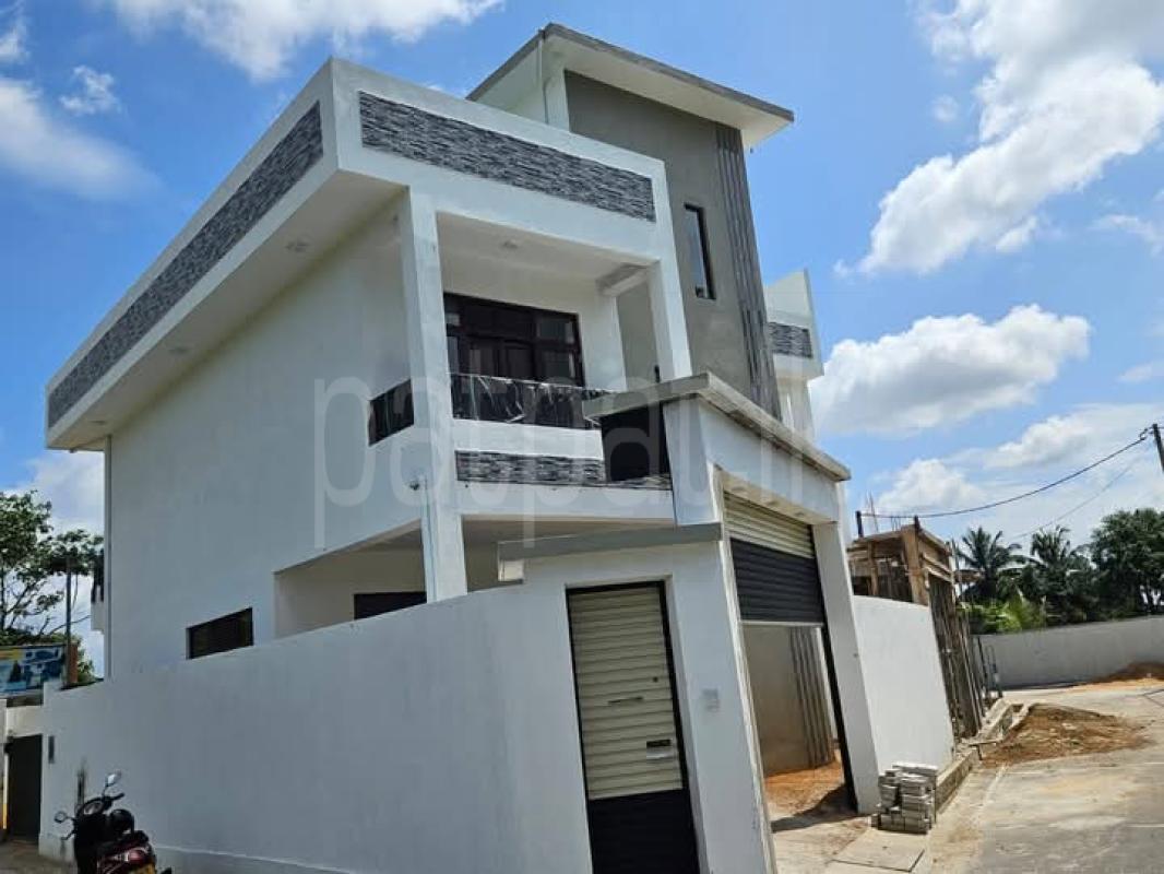 Advertisement image 1