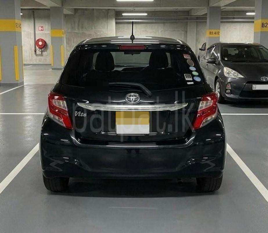 Toyota Vitz 2016 - பயன்படுத்தப்பட்டது கார் sale in Sri Lanka - patpat.lk