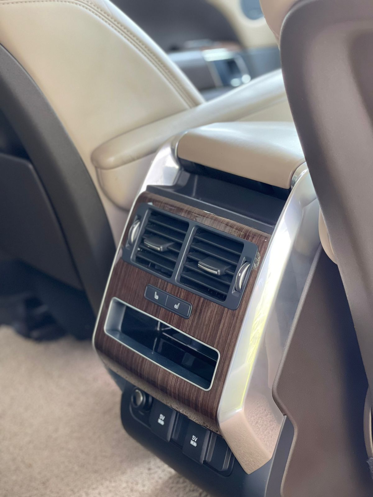 Land Rover Range Rover 2018 - Used SUV sale in Sri Lanka - patpat.lk