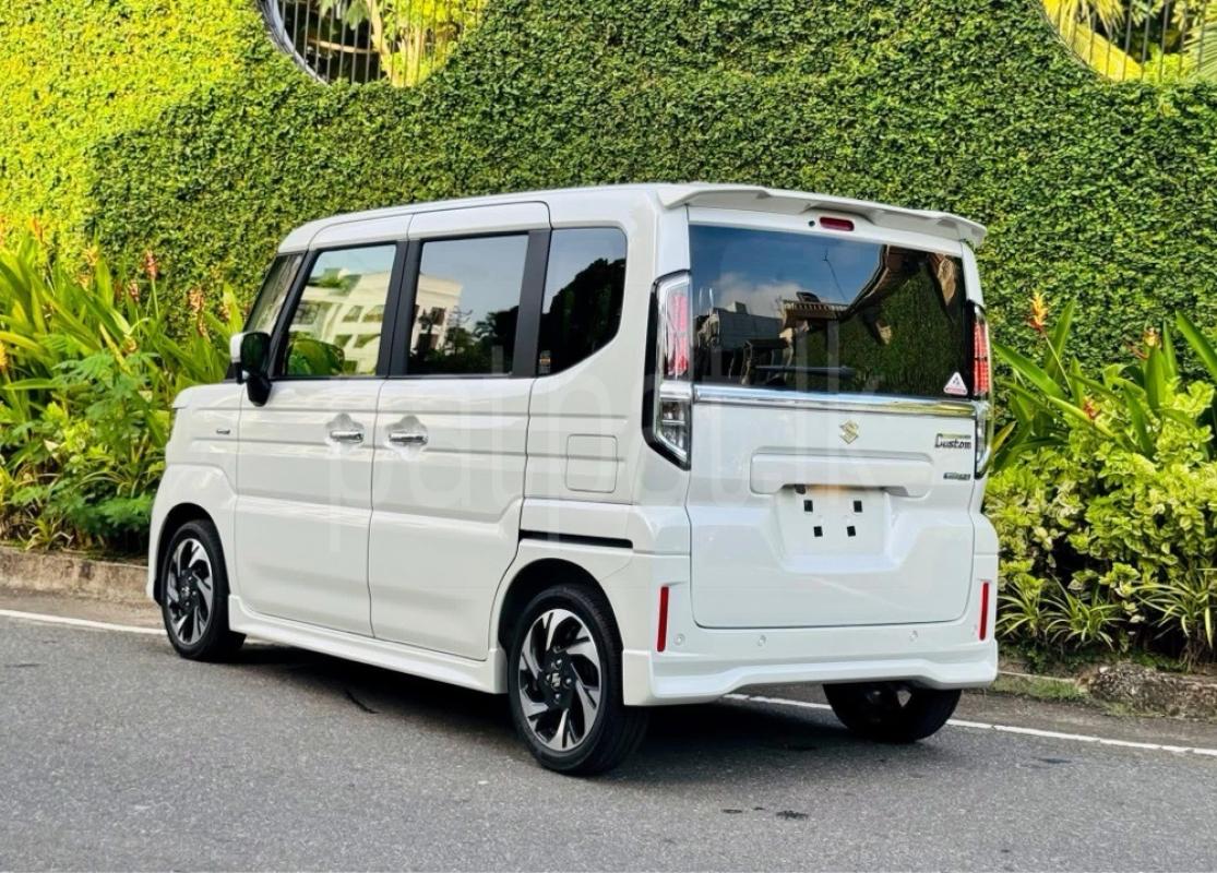 Advertisement image 6