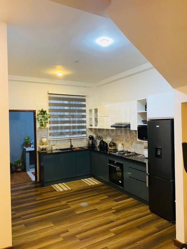 House for Sale in Athurugiriya