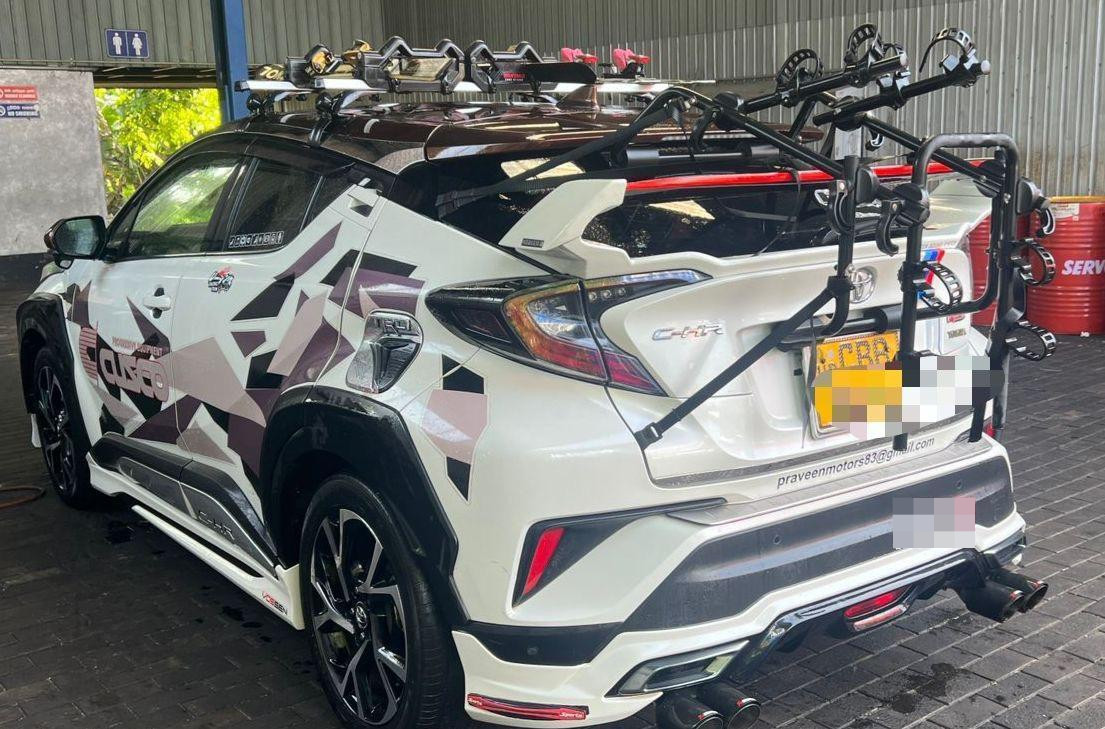 Toyota CHR 2017 - Used SUV sale in Sri Lanka - patpat.lk