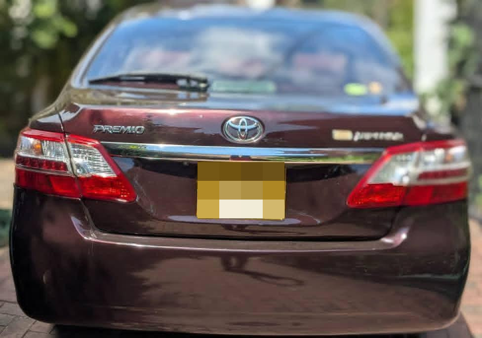 Toyota Premio 2013 - பயன்படுத்தப்பட்டது கார் sale in Sri Lanka - patpat.lk