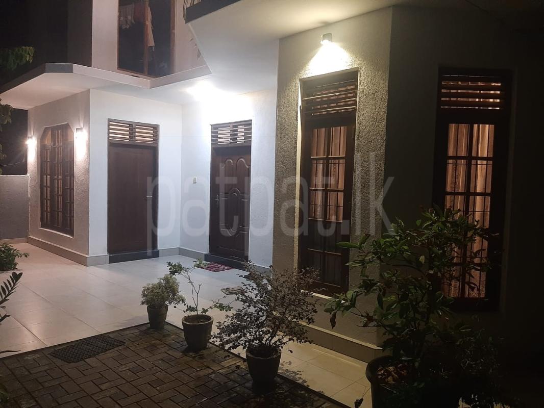 House for Sale in Gampaha ads-image-1