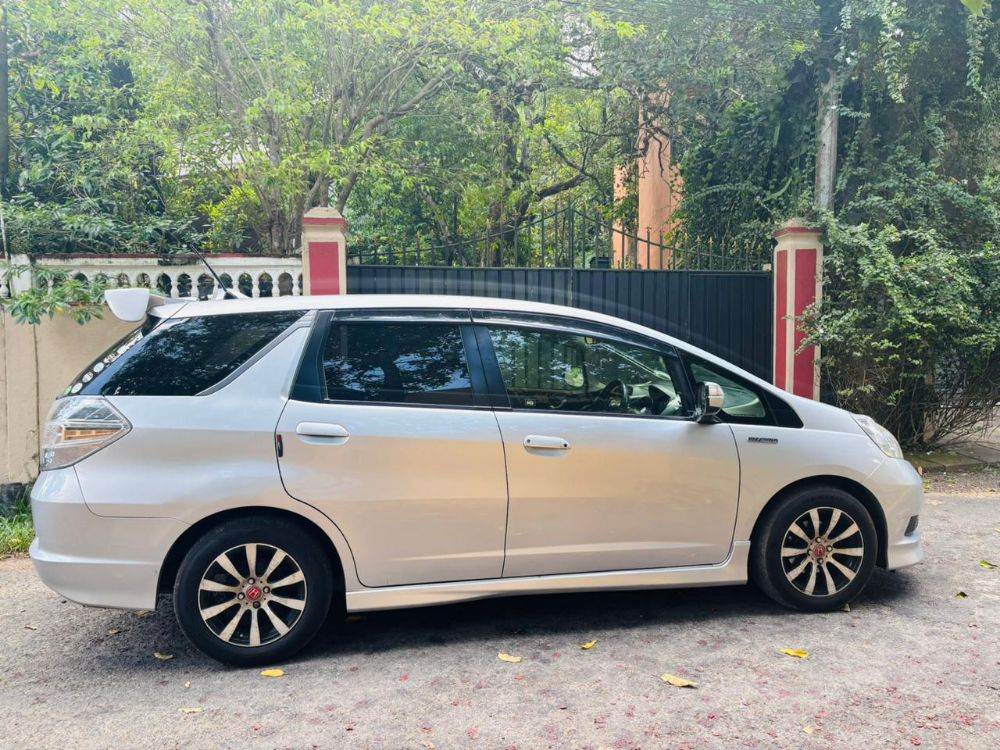 Honda Shuttle 2013 - Used Car sale in Sri Lanka - patpat.lk