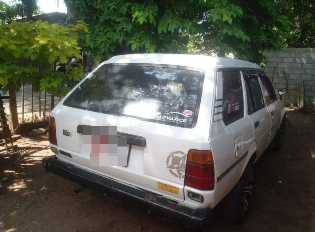 Toyota Corolla 1980 - பயன்படுத்தப்பட்டது கார் sale in Sri Lanka - patpat.lk