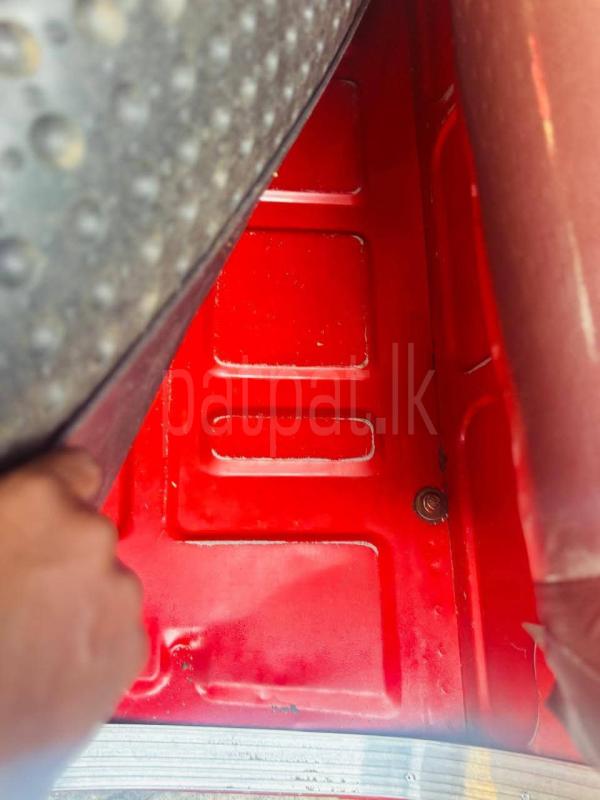 Advertisement image 4