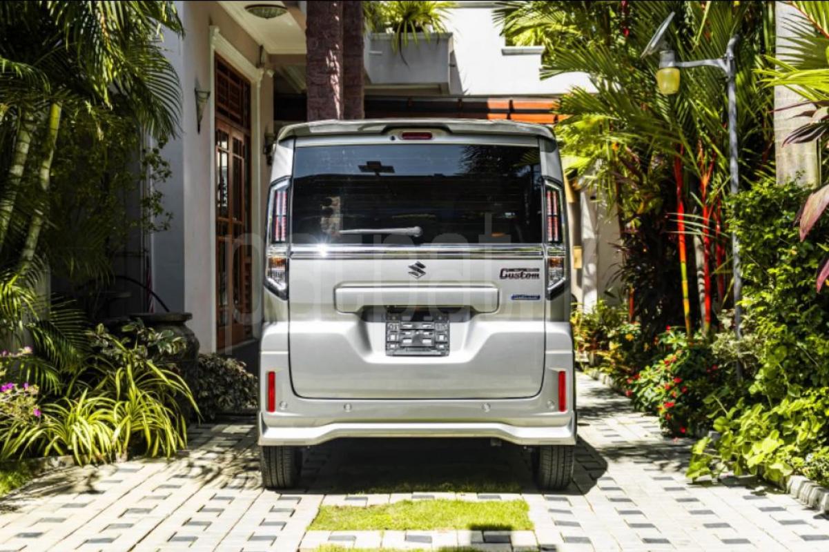 Advertisement image 4