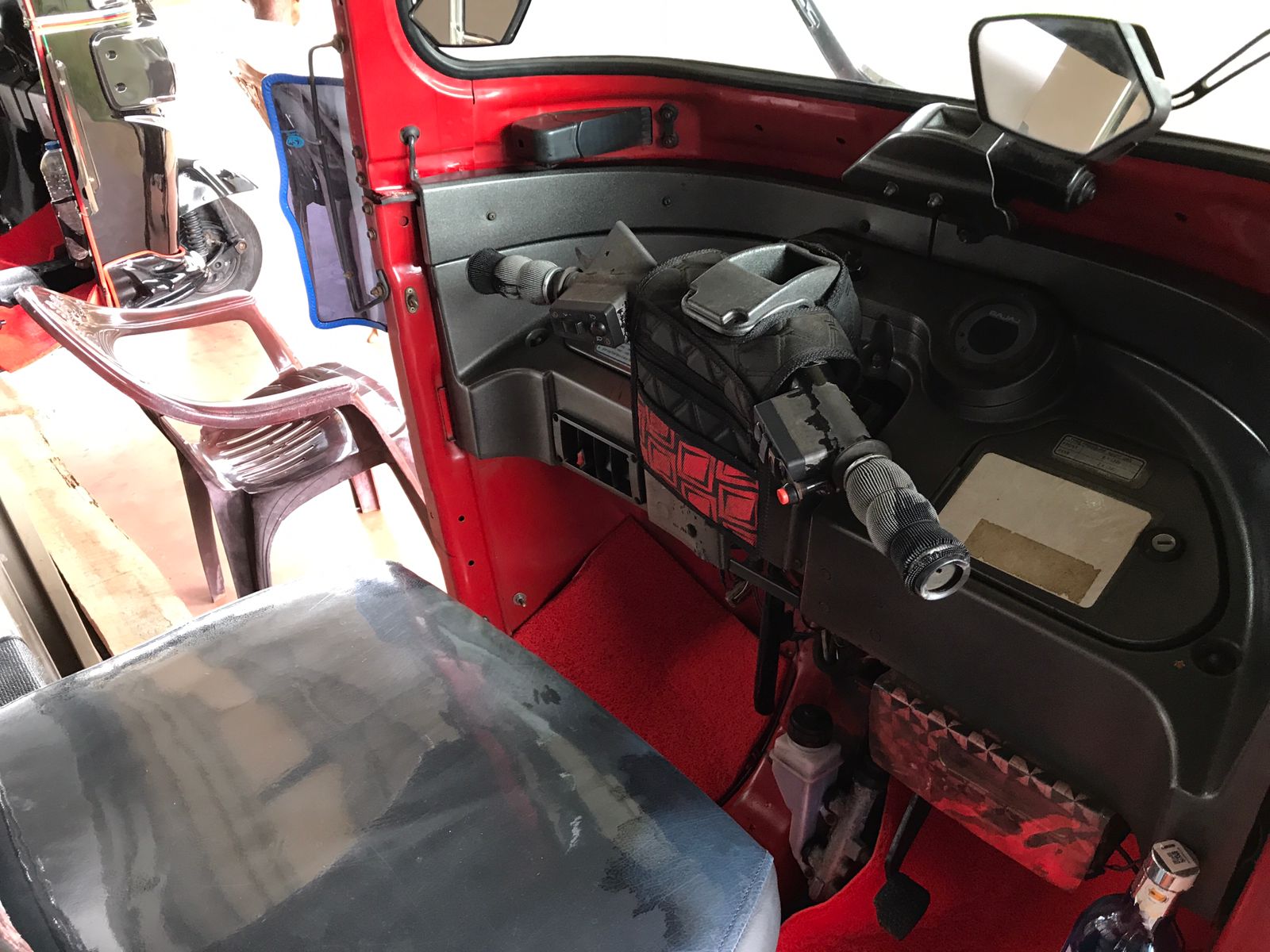 Bajaj Three Wheel 2014 - பயன்படுத்தப்பட்டது முச்சக்கர வண்டி sale in Sri Lanka - patpat.lk