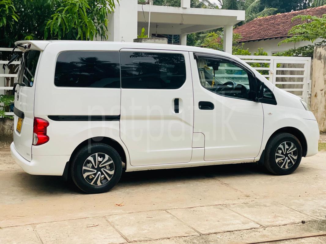 Advertisement image 3