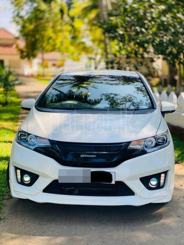 Honda Fit 2014 - பயன்படுத்தப்பட்டது கார் sale in Sri Lanka - patpat.lk