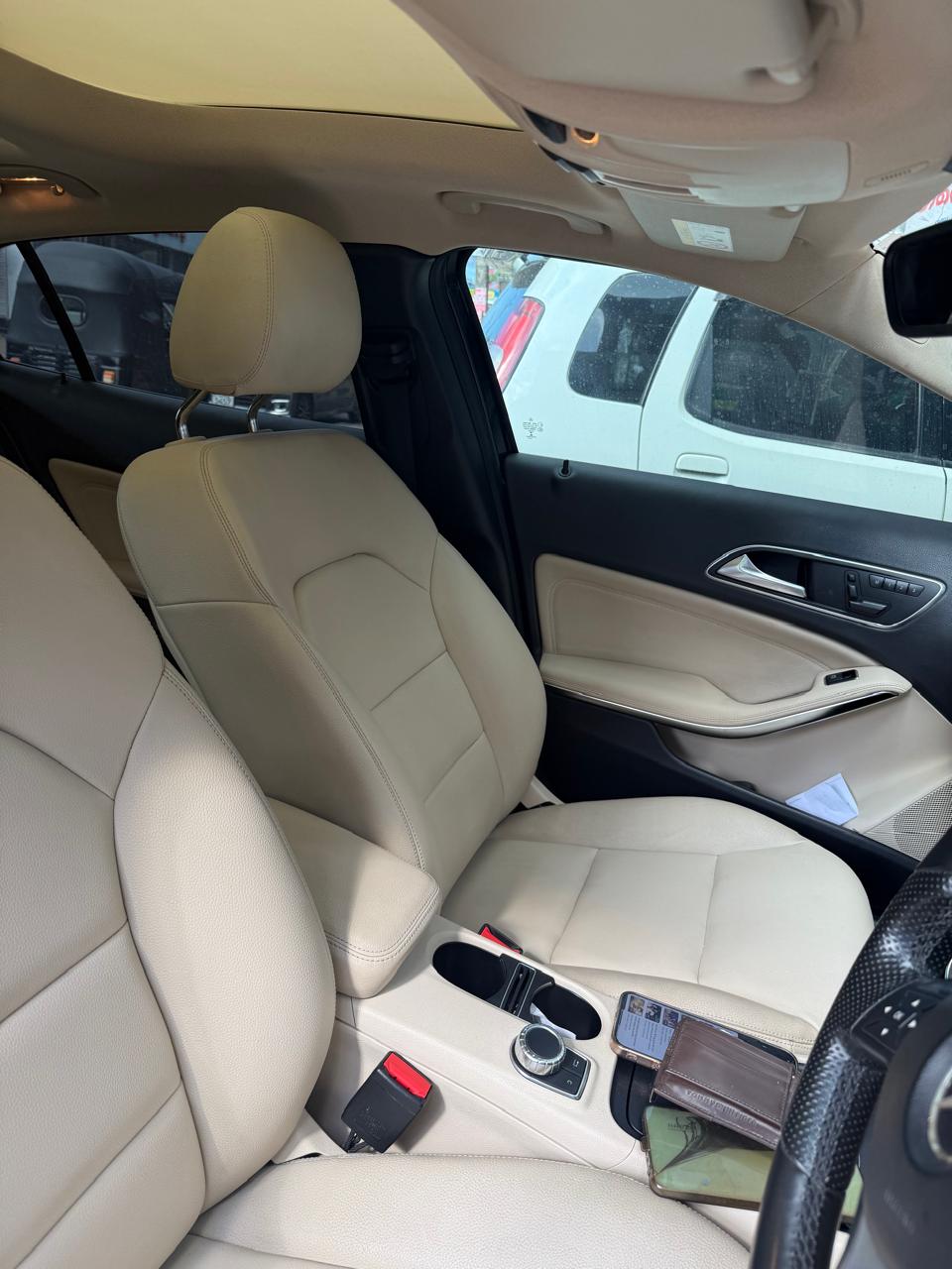 Mercedes Benz GLA200 2015 - Used Car sale in Sri Lanka - patpat.lk