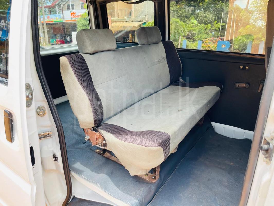 Advertisement image 6