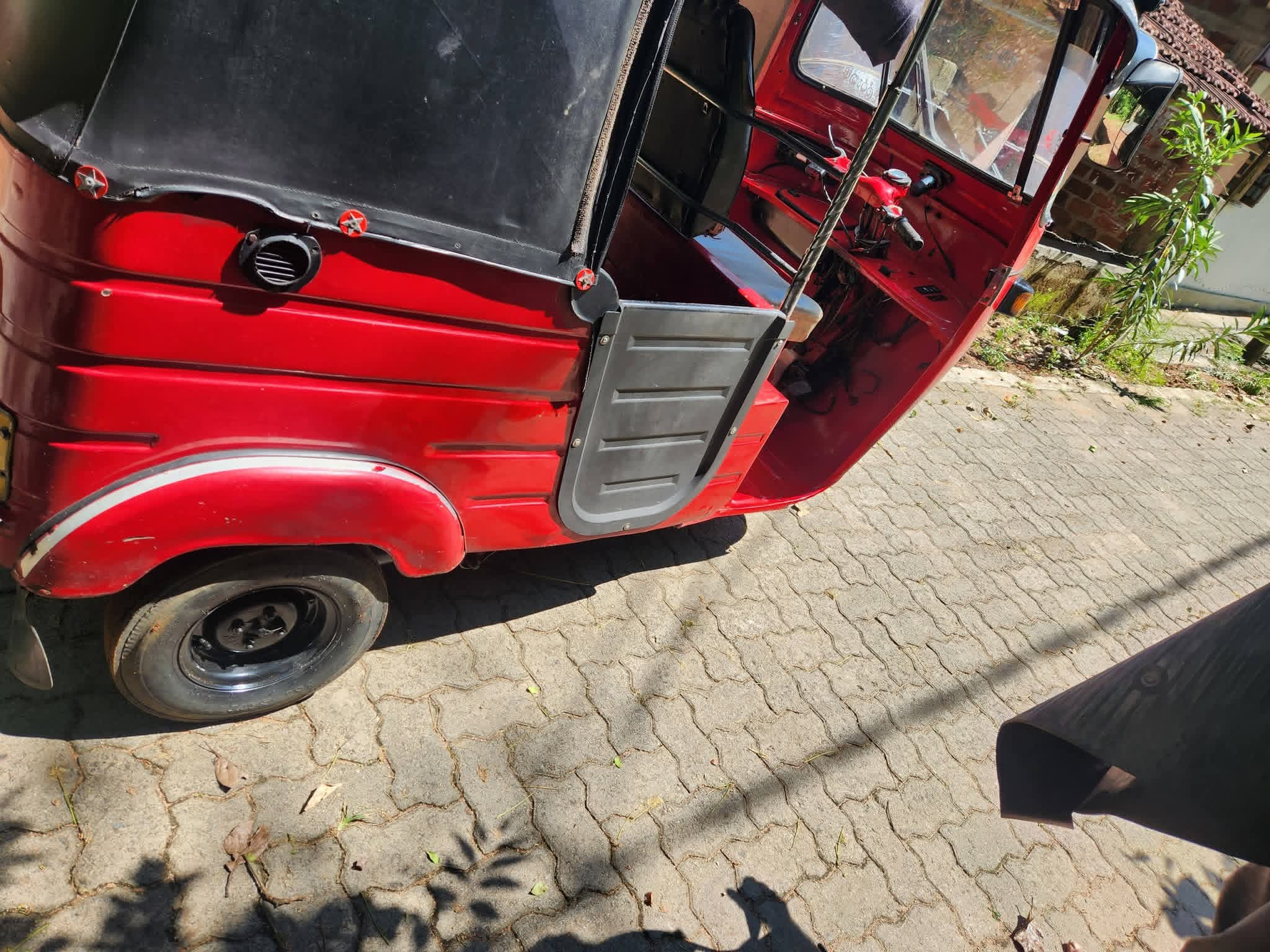 Bajaj Three Wheel 2005 - பயன்படுத்தப்பட்டது முச்சக்கர வண்டி sale in Sri Lanka - patpat.lk