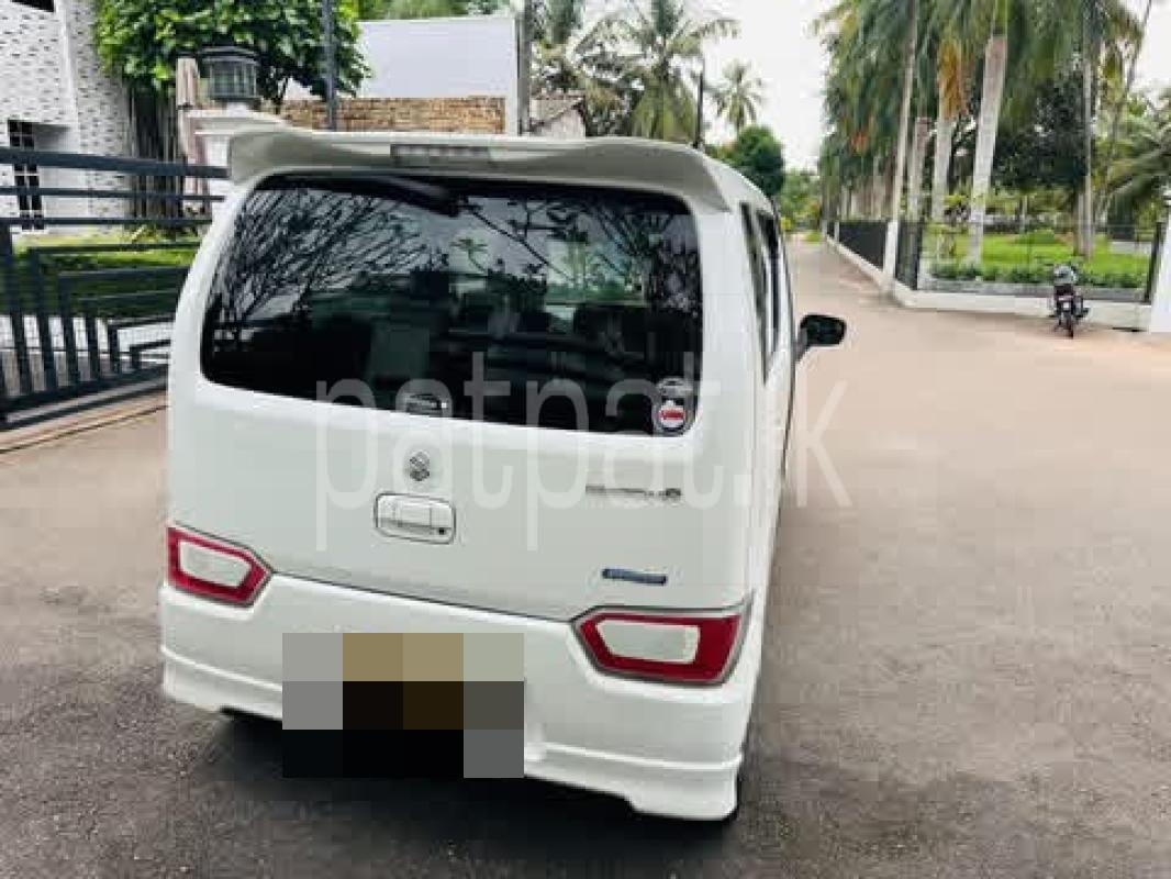 Advertisement image 3