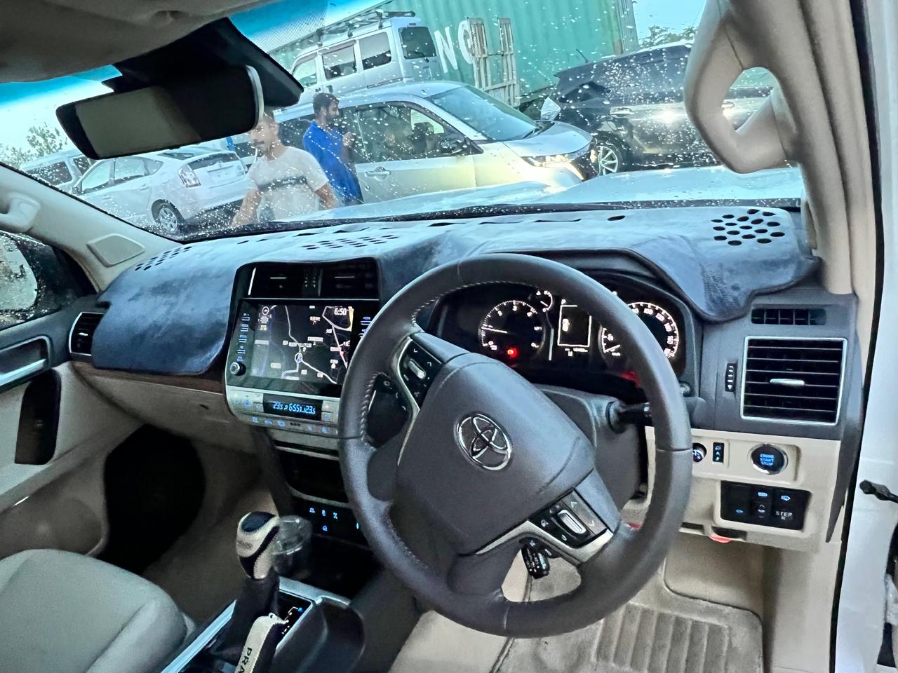 Toyota Land Cruiser 2023 - சான்றளிக்கப்பட்டது SUV sale in Sri Lanka - patpat.lk