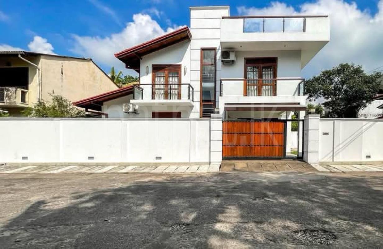 Advertisement image 5