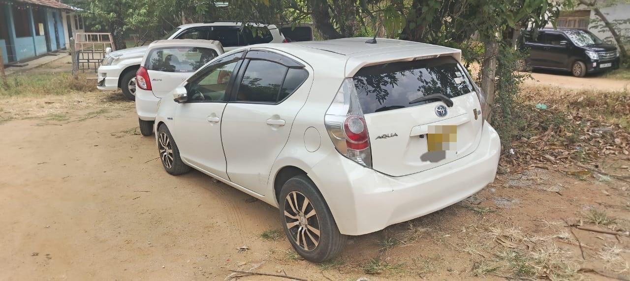 Toyota Aqua 2014 - பயன்படுத்தப்பட்டது கார் sale in Sri Lanka - patpat.lk
