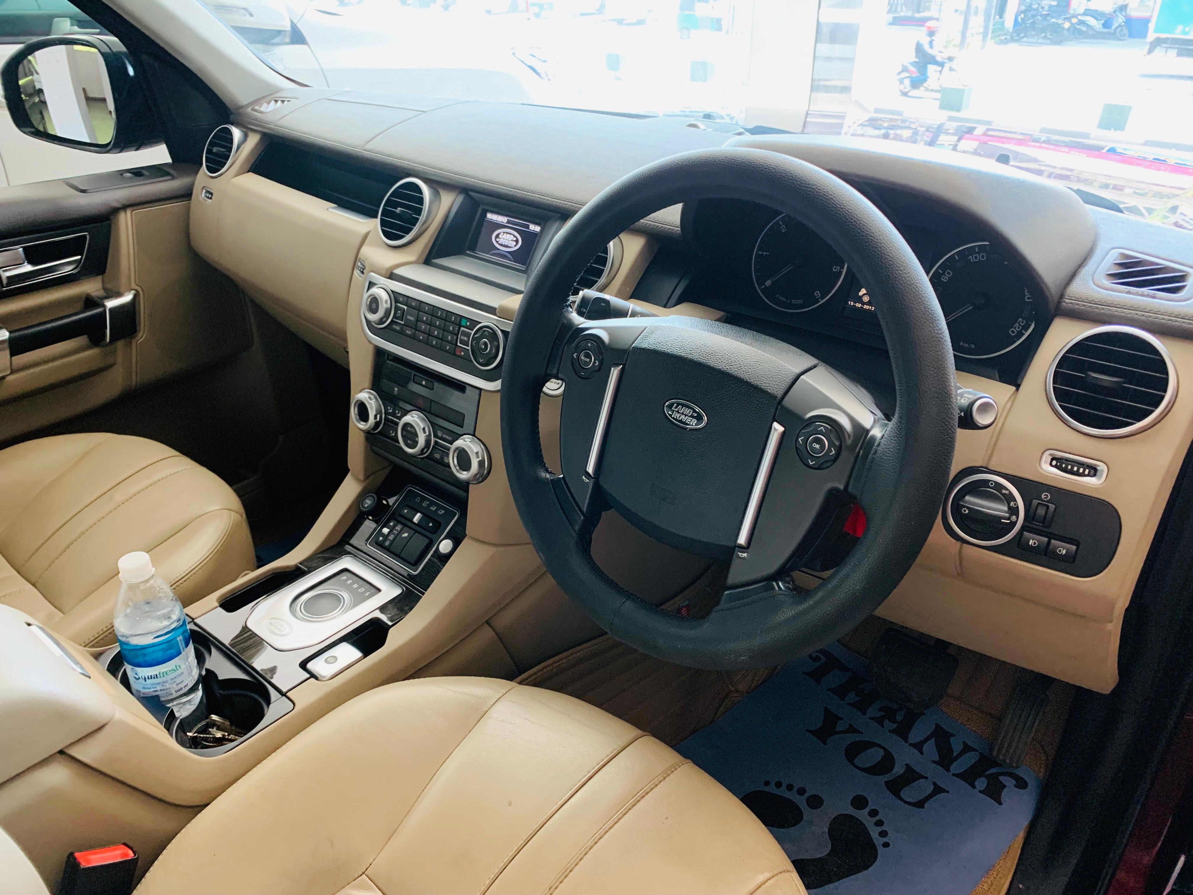 Land Rover Discovery 2015 - பயன்படுத்தப்பட்டது SUV sale in Sri Lanka - patpat.lk