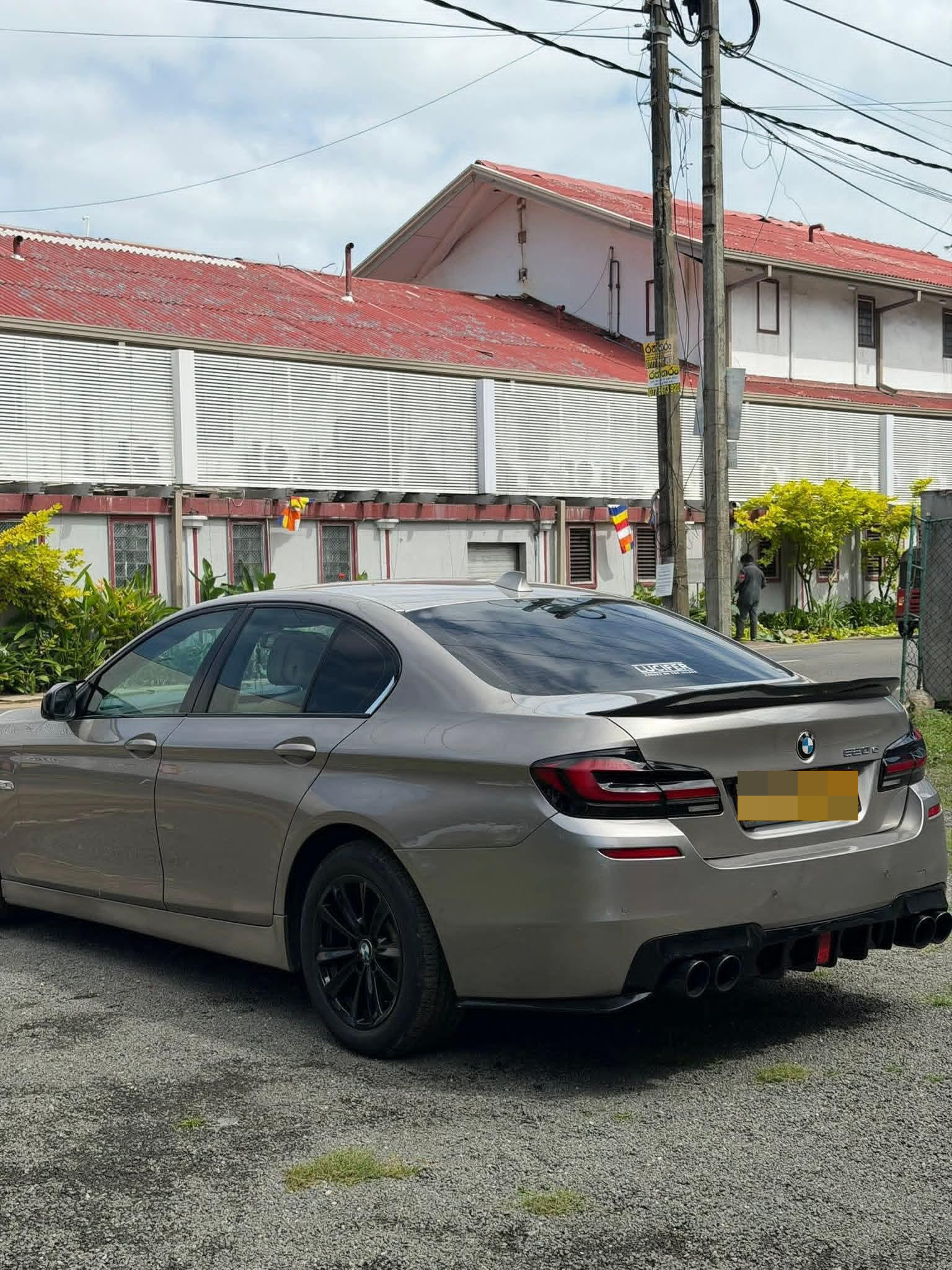 BMW 520D 2012 - பயன்படுத்தப்பட்டது கார் sale in Sri Lanka - patpat.lk