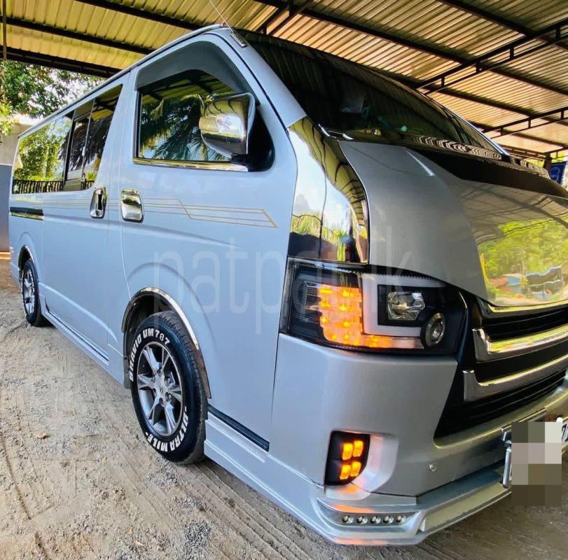 Toyota Hiace 2012 - Used Van sale in Sri Lanka - patpat.lk
