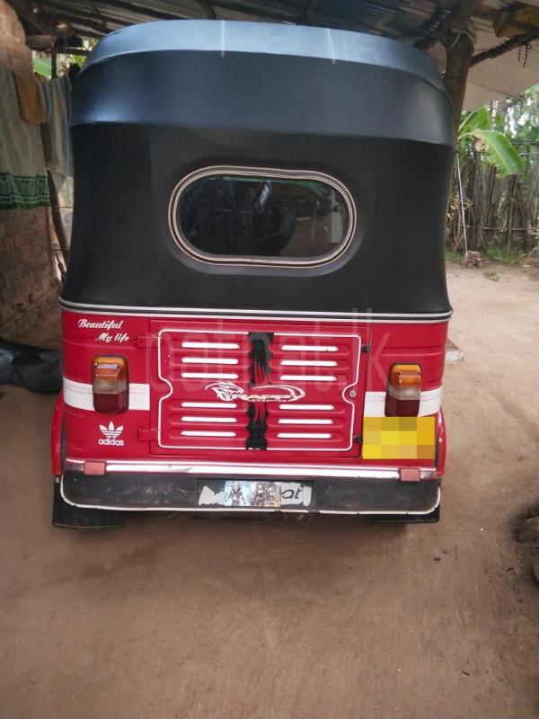 Bajaj Three Wheel 2011 - Used Three wheeler sale in Sri Lanka - patpat.lk