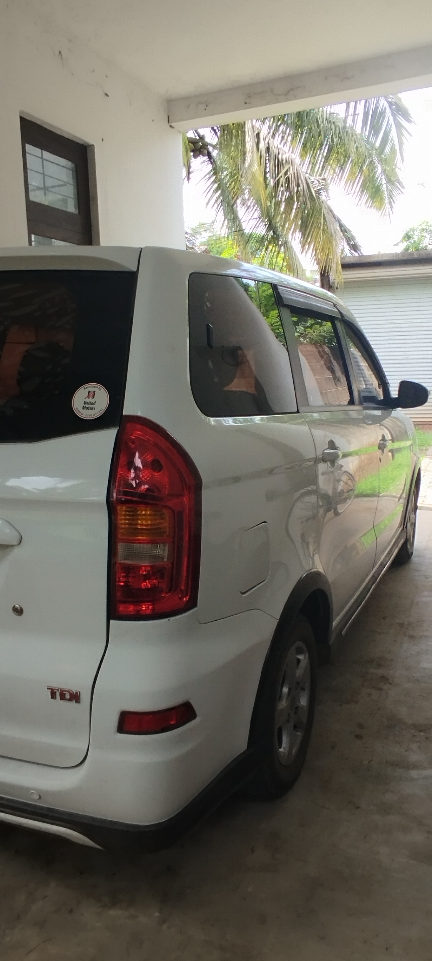 DFSK Glory 2017 - பயன்படுத்தப்பட்டது SUV sale in Sri Lanka - patpat.lk