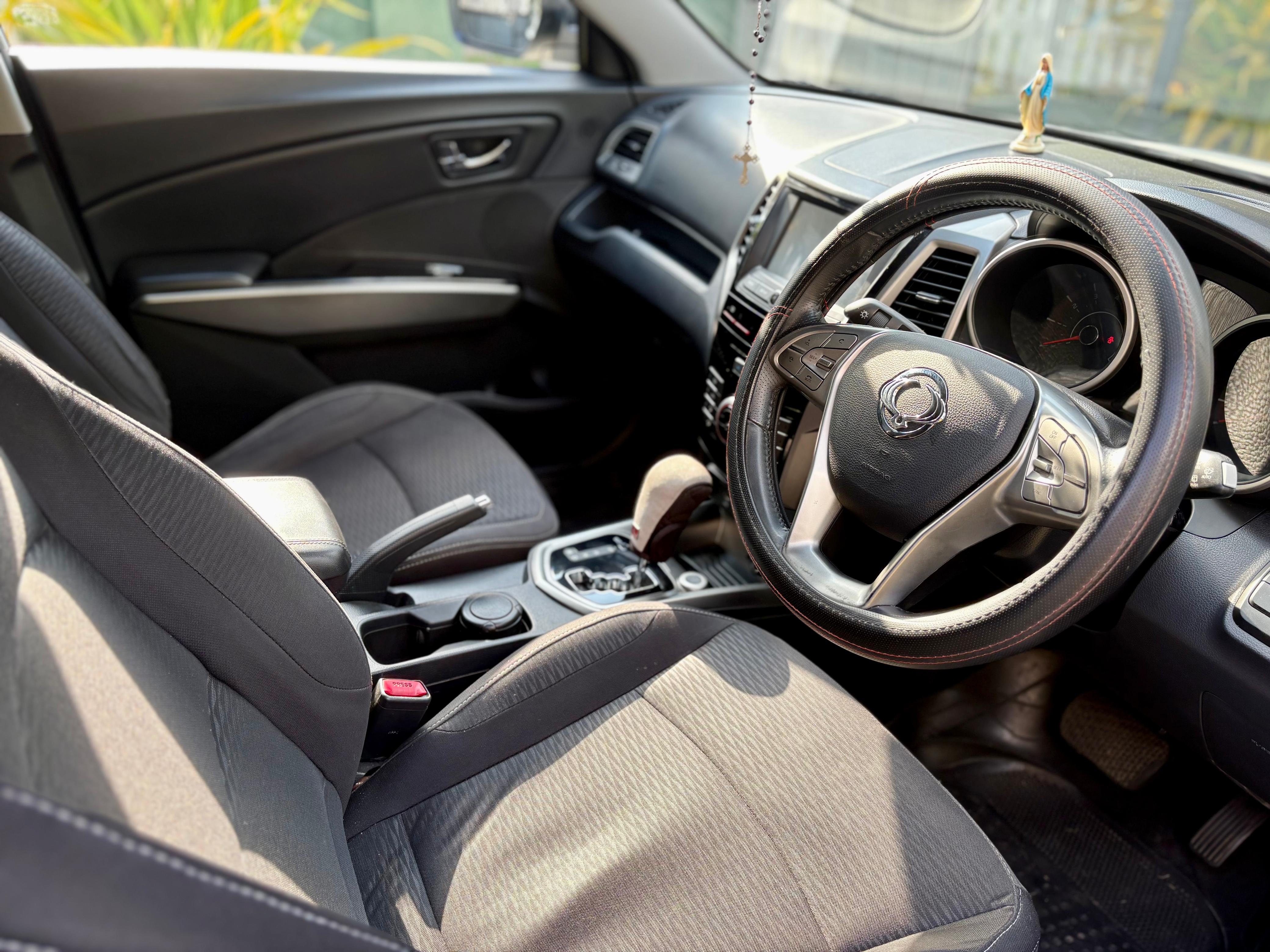 SsangYong Tivoli 2017 - Used SUV sale in Sri Lanka - patpat.lk