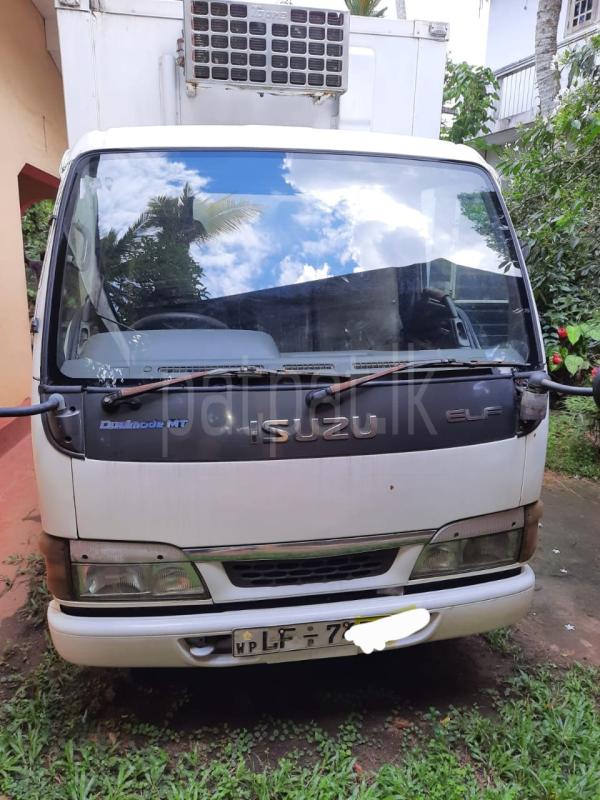 Isuzu ELF 2004 - பயன்படுத்தப்பட்டது டிரக் sale in Sri Lanka - patpat.lk