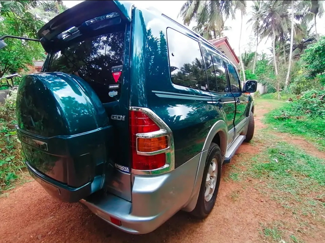 Advertisement image 4