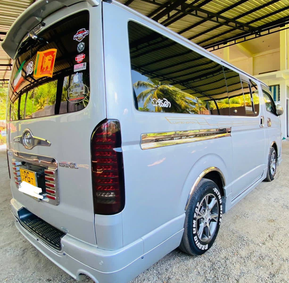 Toyota Hiace 2012 - Used Van sale in Sri Lanka - patpat.lk