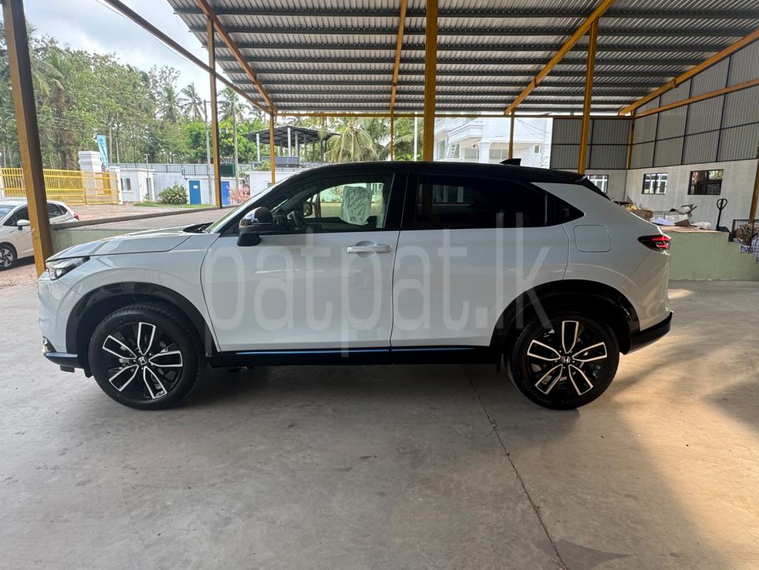 Honda Vezel 2026 - අලුත් SUV රථය sale in Sri Lanka - patpat.lk