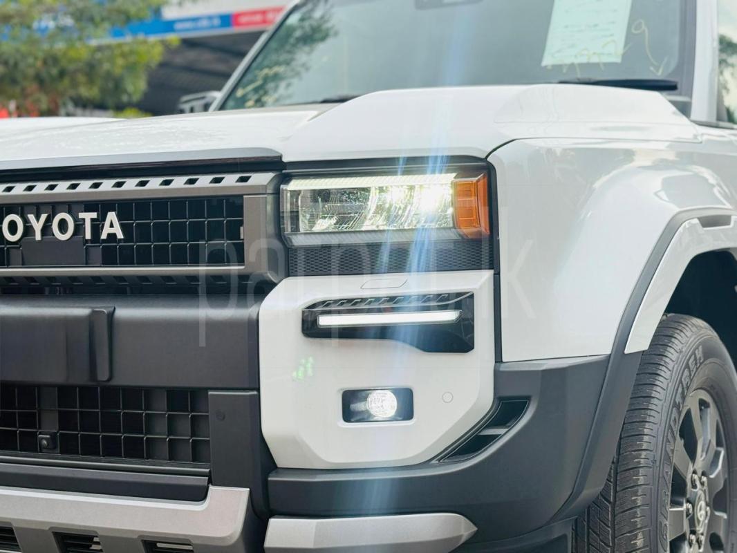 Toyota Land Cruiser Prado 2025 - අලුත් SUV රථය sale in Sri Lanka - patpat.lk