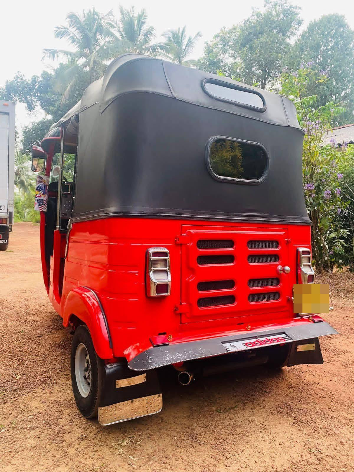 Bajaj Three Wheel 2014 - Used Three wheeler sale in Sri Lanka - patpat.lk