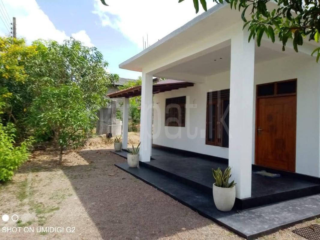 House for Sale in Divulapitiya ads-image-1