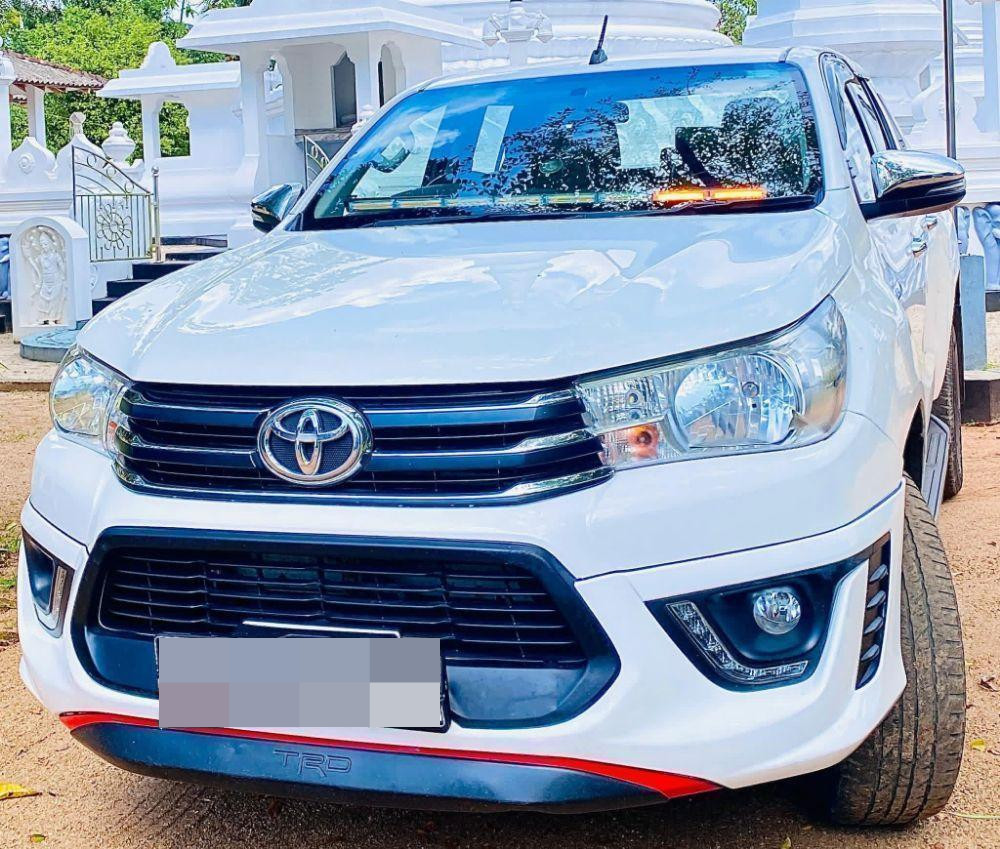 Toyota Hilux 2018 - Used Pick-up  sale in Sri Lanka - patpat.lk