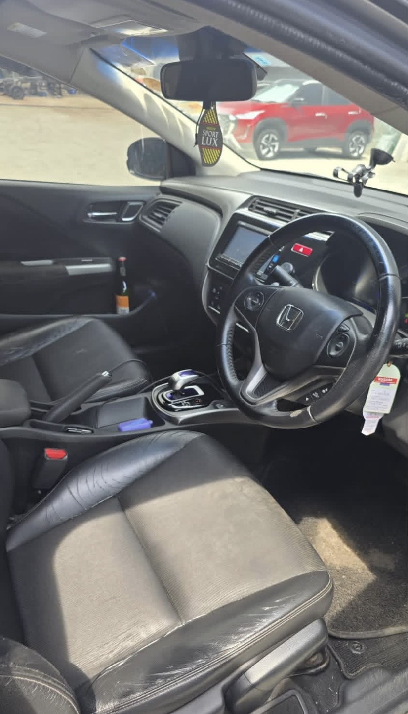 Honda Grace 2016 - Used Car sale in Sri Lanka - patpat.lk