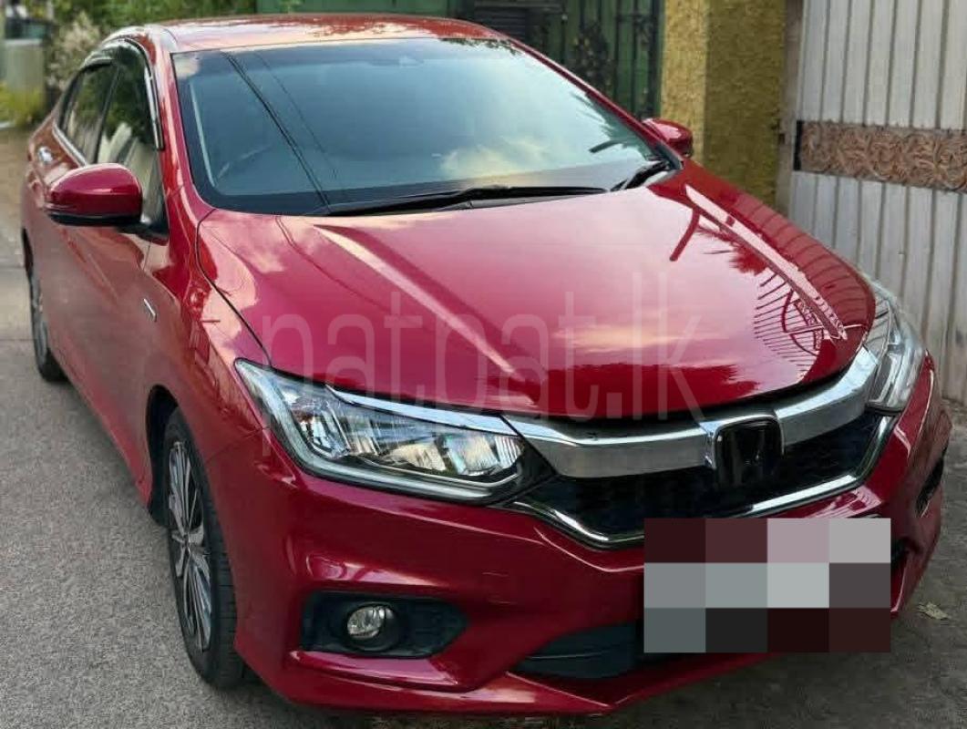 Honda Grace 2017 - Used Car sale in Sri Lanka - patpat.lk