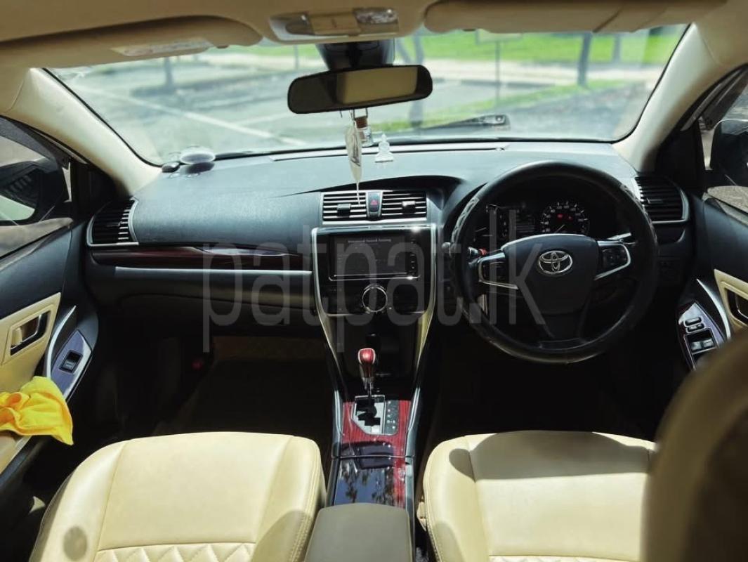 Toyota Premio 2018 - பயன்படுத்தப்பட்டது கார் sale in Sri Lanka - patpat.lk