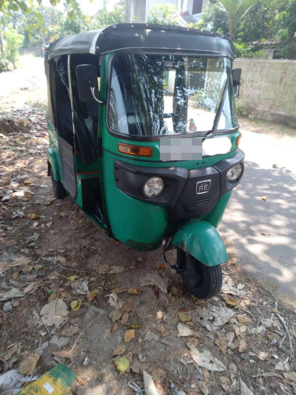 Bajaj Three Wheel 2015 - Used Three wheeler sale in Sri Lanka - patpat.lk