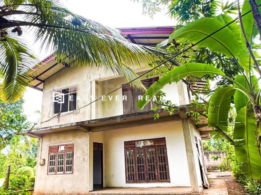 House for Sale in Nittambuwa