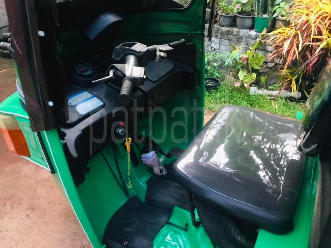 Bajaj Three Wheel 2012 - பயன்படுத்தப்பட்டது முச்சக்கர வண்டி sale in Sri Lanka - patpat.lk