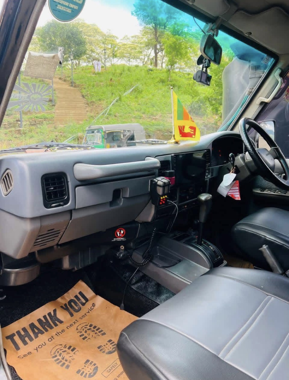 Toyota Land Cruiser Prado 1995 - භාවිතා කරන ලද SUV රථය sale in Sri Lanka - patpat.lk