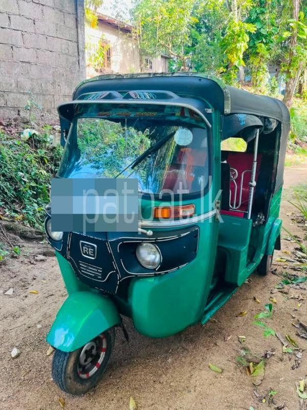 Bajaj 4 stroke 2015 - Used Three wheeler sale in Sri Lanka - patpat.lk