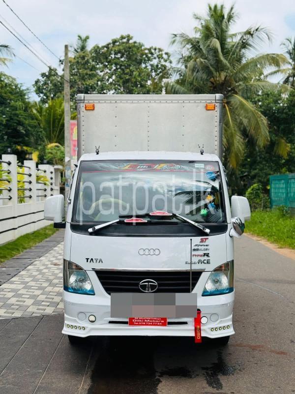 Advertisement image 3