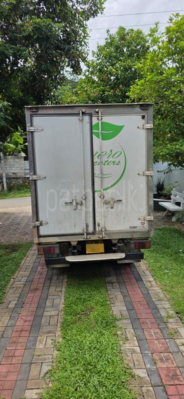 Isuzu ELF 2006 - பயன்படுத்தப்பட்டது டிரக் sale in Sri Lanka - patpat.lk