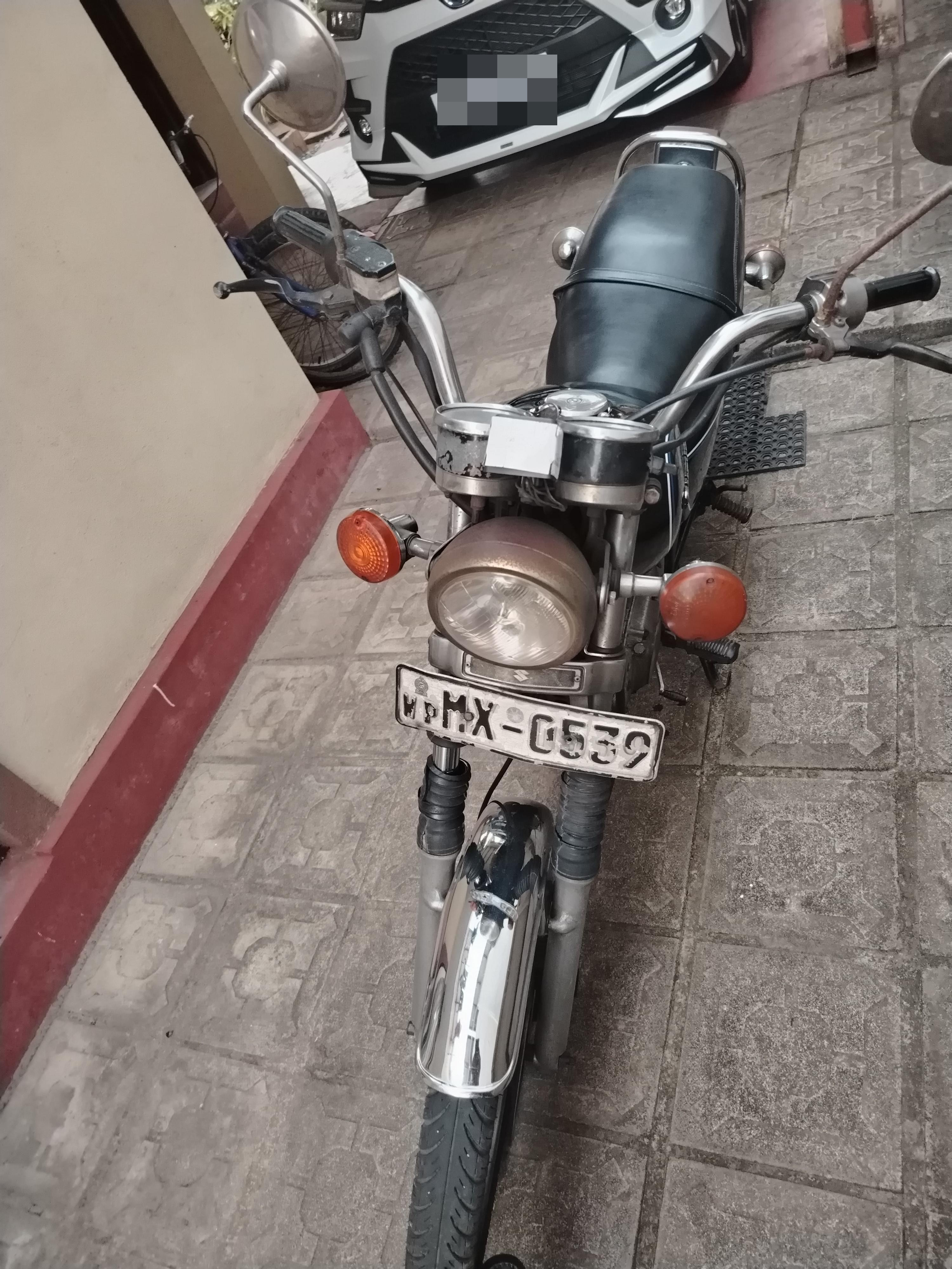Suzuki GN 2003 - භාවිතා කරන ලද බයිසිකලය sale in Sri Lanka - patpat.lk
