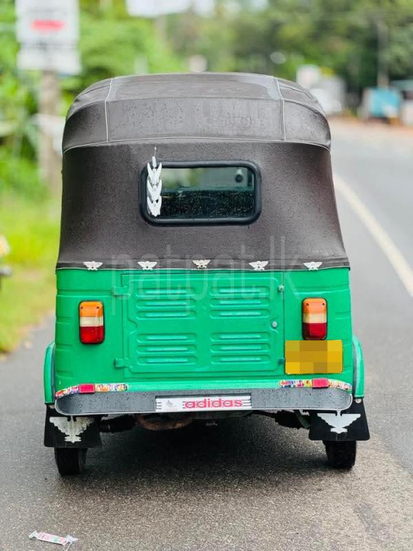 Bajaj 4 stroke 2005 - பயன்படுத்தப்பட்டது முச்சக்கர வண்டி sale in Sri Lanka - patpat.lk