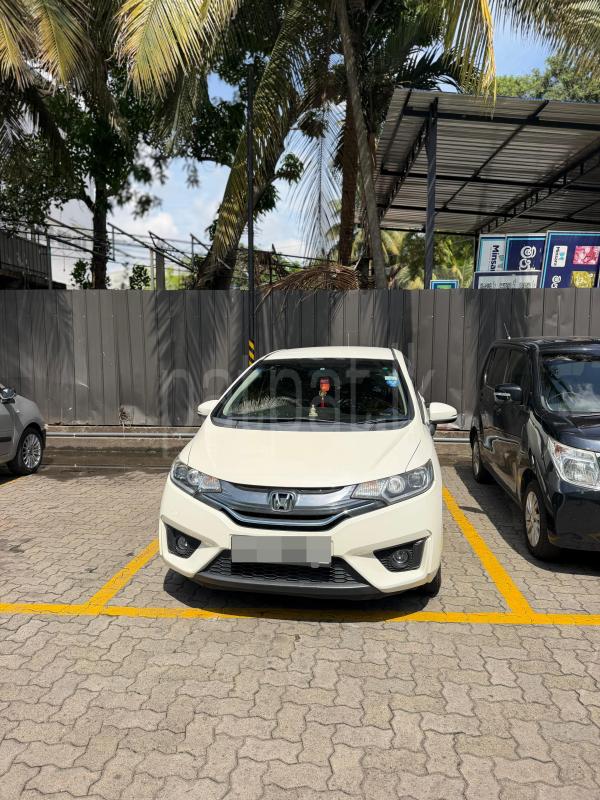 Honda Fit 2014 - பயன்படுத்தப்பட்டது கார் sale in Sri Lanka - patpat.lk