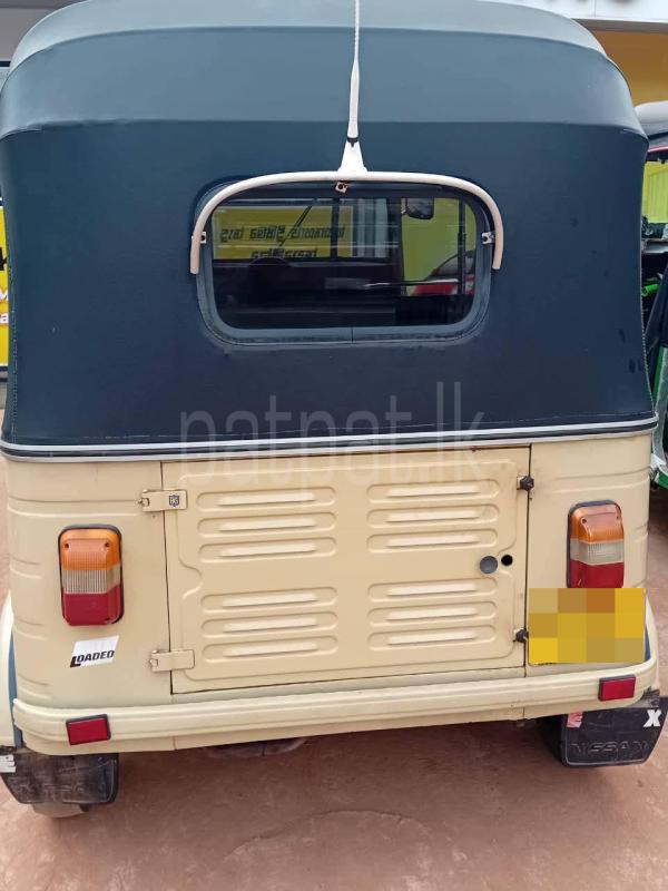 Bajaj Three Wheel 2003 - பயன்படுத்தப்பட்டது முச்சக்கர வண்டி sale in Sri Lanka - patpat.lk